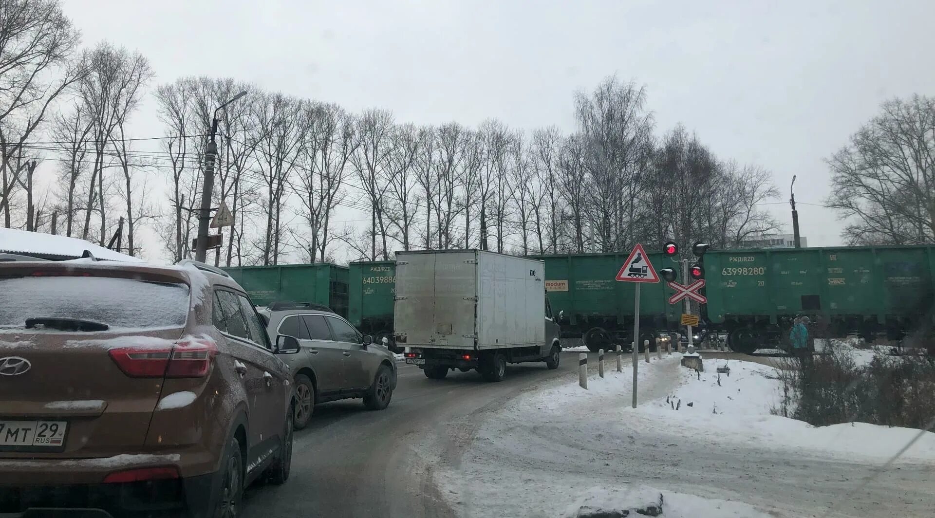 Выезд кировский район. Ж Д переезд у д. мокрецы Кирово Чепецкого района на карте. Переезд после Кирова Чепецка фото.