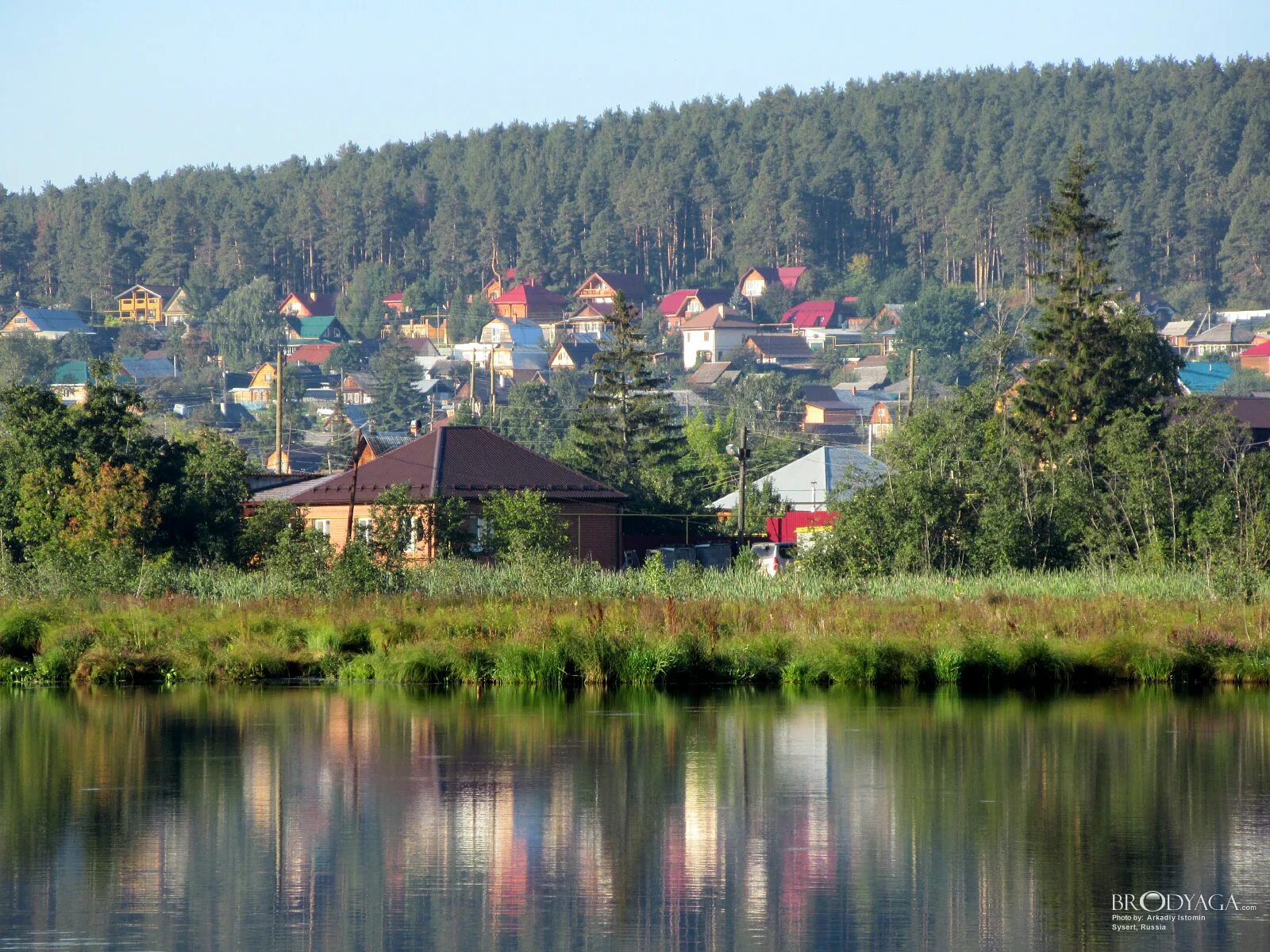 Сайт сысертского городского. Сысерть Свердловская область. Набережная Сысерть Свердловская область. Природа города Сысерть Свердловской. Верхняя Сысерть Свердловская область.