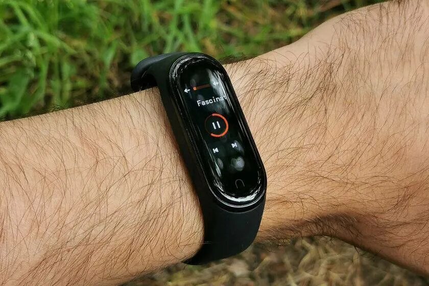 Браслет xiaomi mi band nfc. Xiaomi mi smart band 4 nfc. xiaomi band nfc. xiaomi mi band 4 nfc версия. браслет xiaomi c nfc.