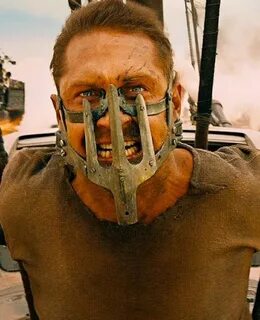 Mad max испытанный герой