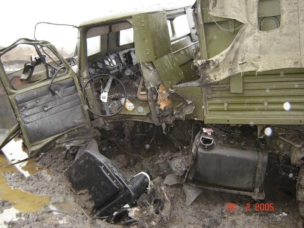 подрывы уралов. урал 4320 на спецоперации. разбитые урал 4320. урал гантрак сирия. разбитый урал 4320.