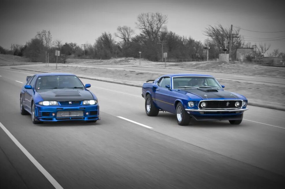 Mustang Скайлайн. ГТР р35 и Мустанг. Mustang Skyline r34. Ford Mustang vs Nissan Skyline. Форд против мустанга
