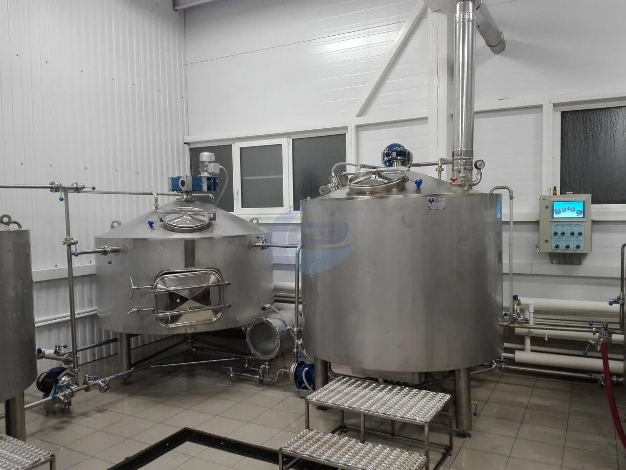 Реактор 120 л. Реактор 1 литр. Керамическая химическая реактор. Хим мешалка. 3 куба.