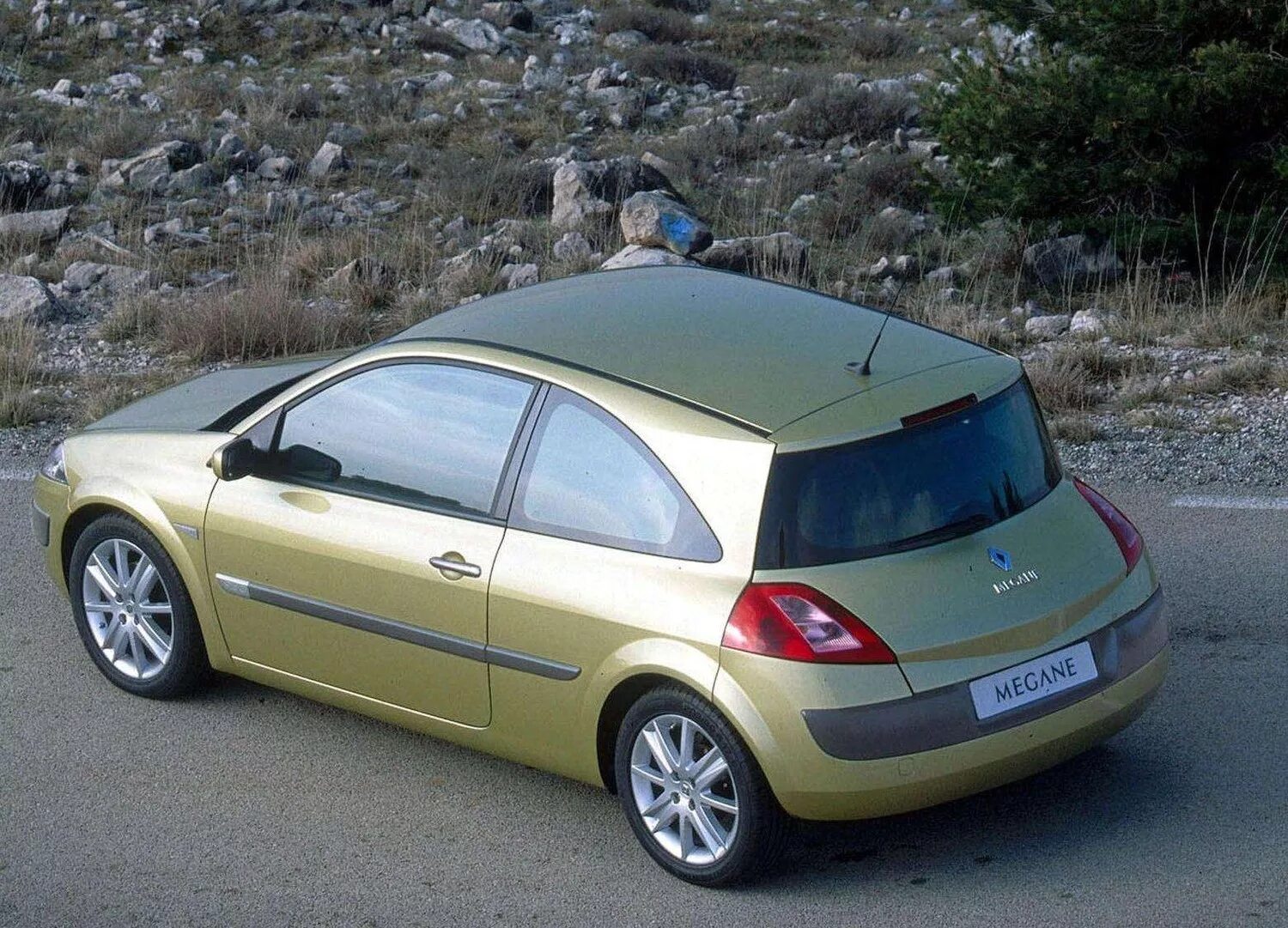 Megane 1.5 dci. Рено Меган 2. Renault Megane 2 купе. Renault Megane II 2002. Renault Megane Coupe 2002.
