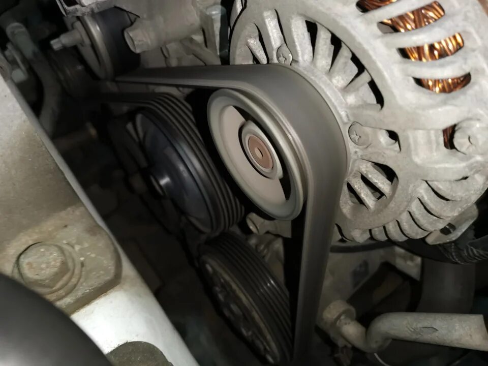 Как поменять ремень ГУР - Mazda Xedos 6, 2,5 л, 1992 года своими руками DRIVE2