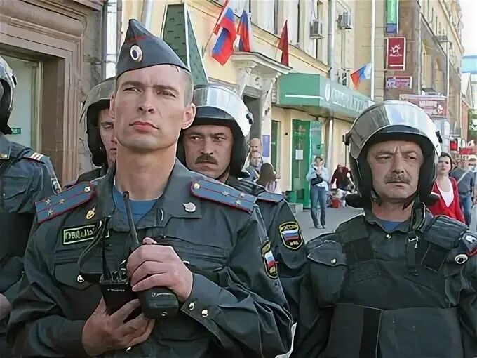 В начале 2004 года