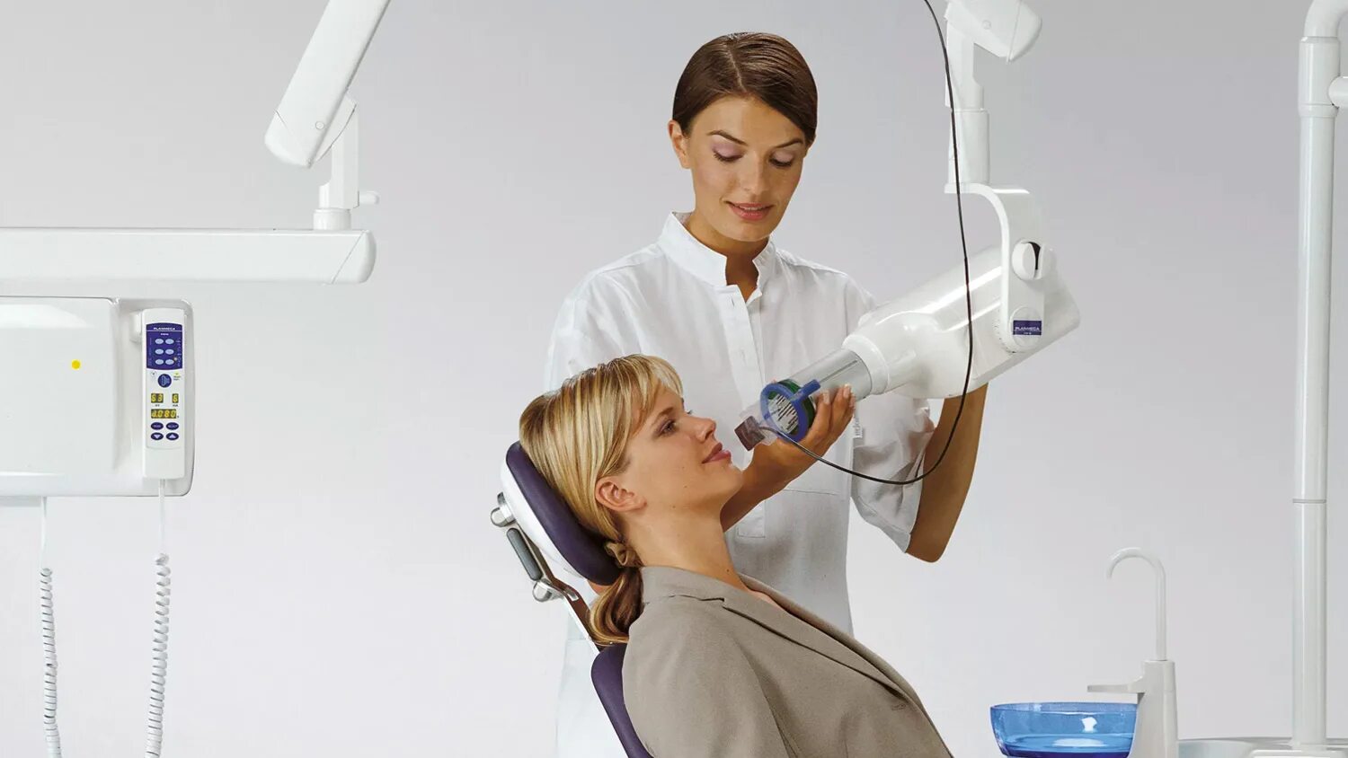 Рентген визиограф в стоматологии. Визиограф зубы. Визиограф зубы. Дентальный рентген визиограф. Радиовизиография в стоматологии.