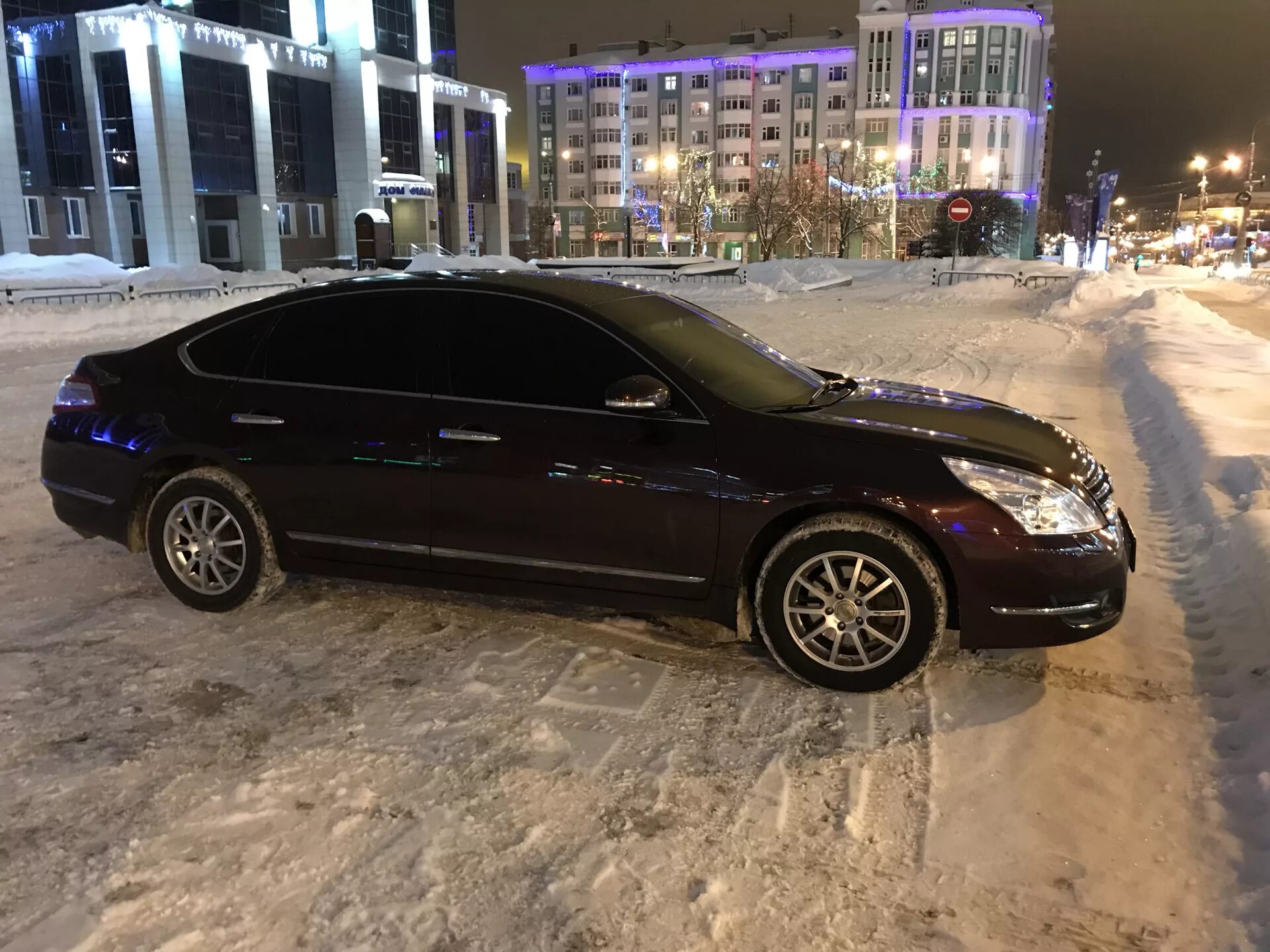 Nissan teana j32 в тонировке. Ниссан тонированный. Ниссан тонированный. Nissan teana j31 тонированная. Тонированная теана j32.