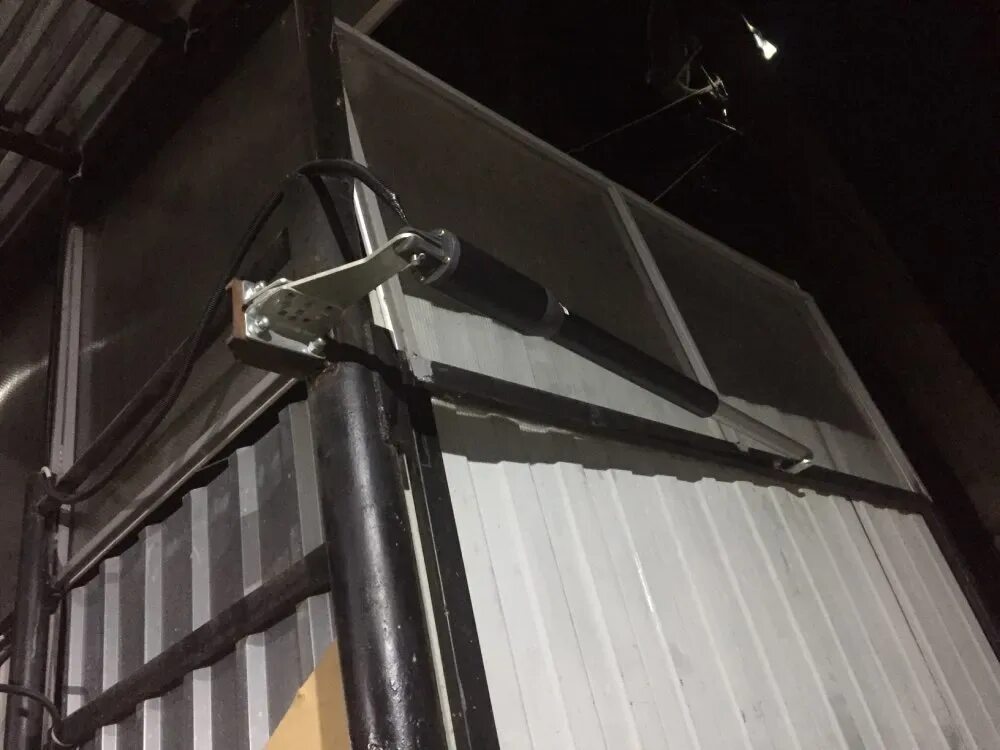 Монтаж ворот home gate 150dc. Автоматика для распашных ворот home gate 200dc. Home gate 150dc запчасти. Автоматика для распашных ворот home gate 350dc. Установка распашных ворот home gate.