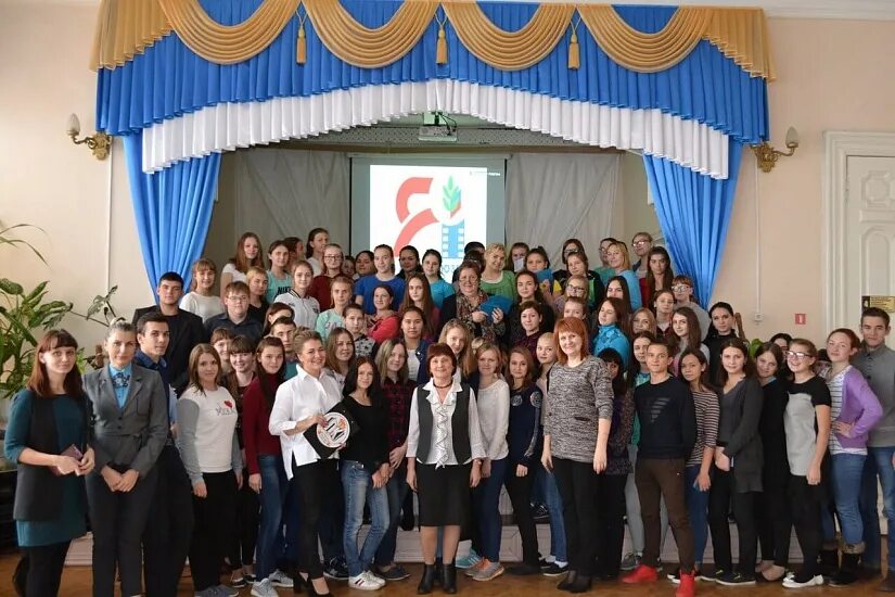 Преподаватели бузулукского медицинского колледжа. Бузулукский медицинский колледж бугуруслан. Бгмт бузулук. Бкпт колледж. Строительный колледж бузулук.