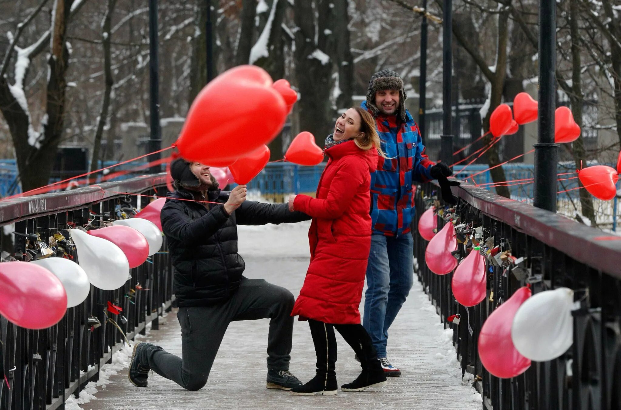 Ветер 14 февраля. С днем влюбленных. Празднование дня влюбленных. Празднование 14 февраля.