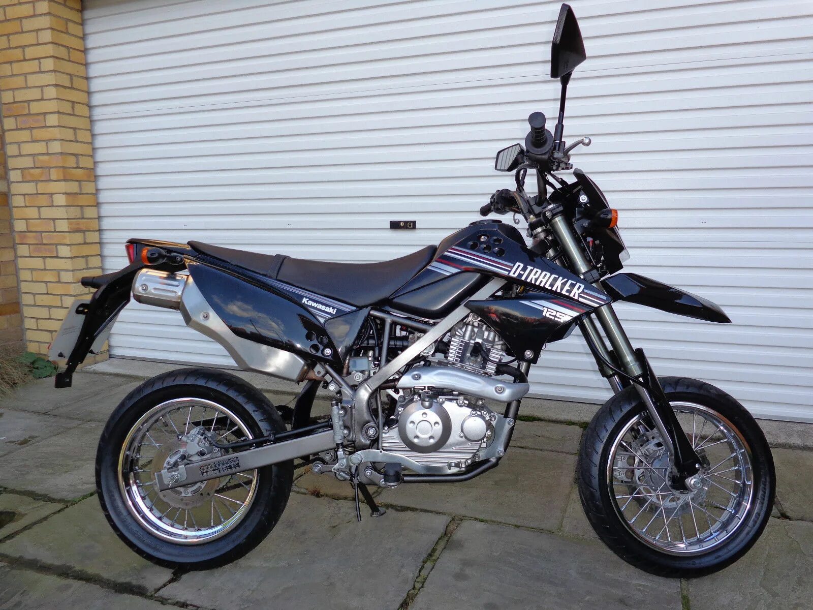 D tracker. Кавасаки д трекер 125. kawasaki x 125 d tracker. kawasaki klx d-tracker. кавасаки klx 125 d.