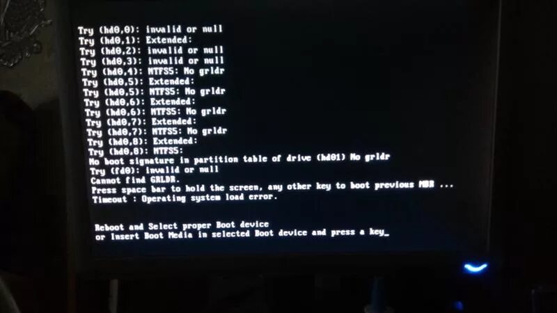 Cannot find 3. Ошибка Boot device not found. BIOS Drive 0x0 h 1 s 1. Cannot find grldr Windows 10. Окошко со змеей не включается компьютер.