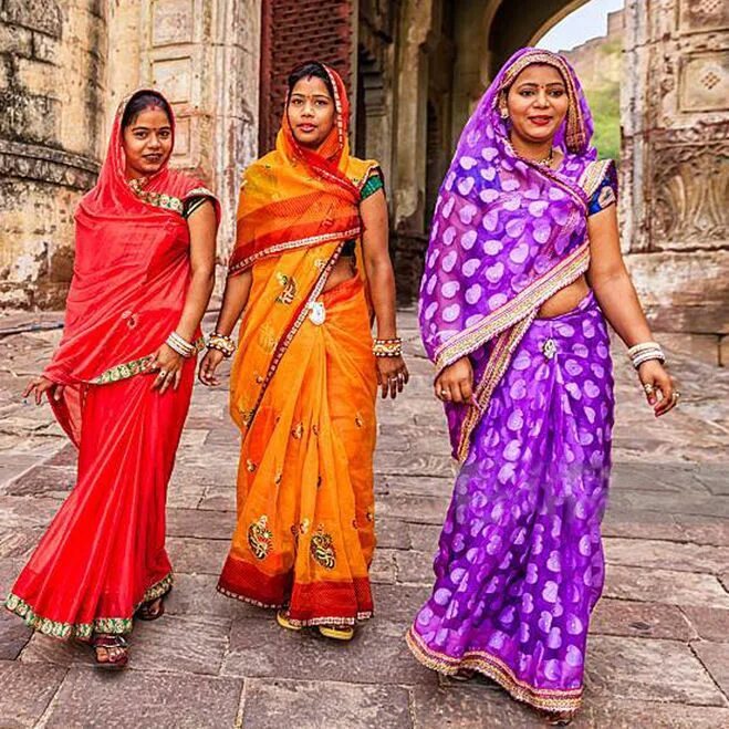 Хиндустанцы раса. Индия люди. Украшения индийских женщин. Махеш савани. Украшения индийских женщин.