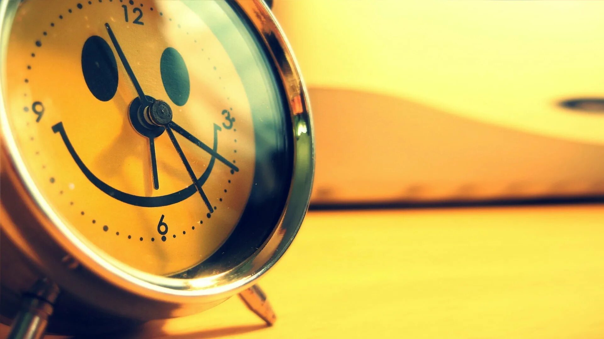 Day time back. Сокращение времени. Wish we could turn. Never время. Day time back.