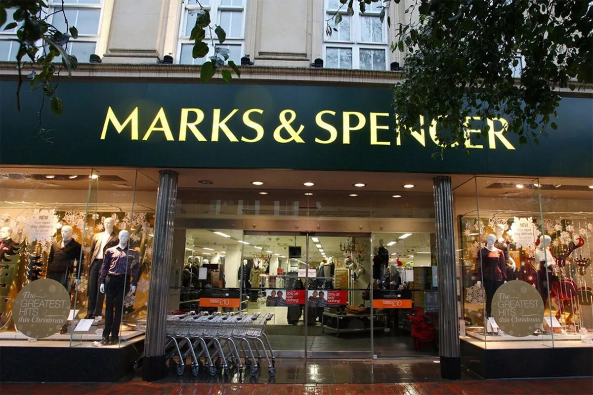 Магазин marks spencer. Магазин Marks & Spencer в Англии. Магазины в Великобритании Mark Spencer. Магазин Маркс и Спенсер в Лондоне. Сайт магазина Маркс Спенсер.