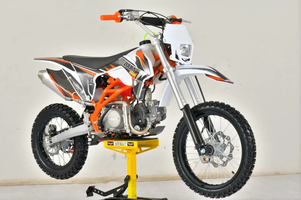 Zuum 150 питбайк. Zuum pm125. Pm 125. Питбайк zuum 125. Pm 125.