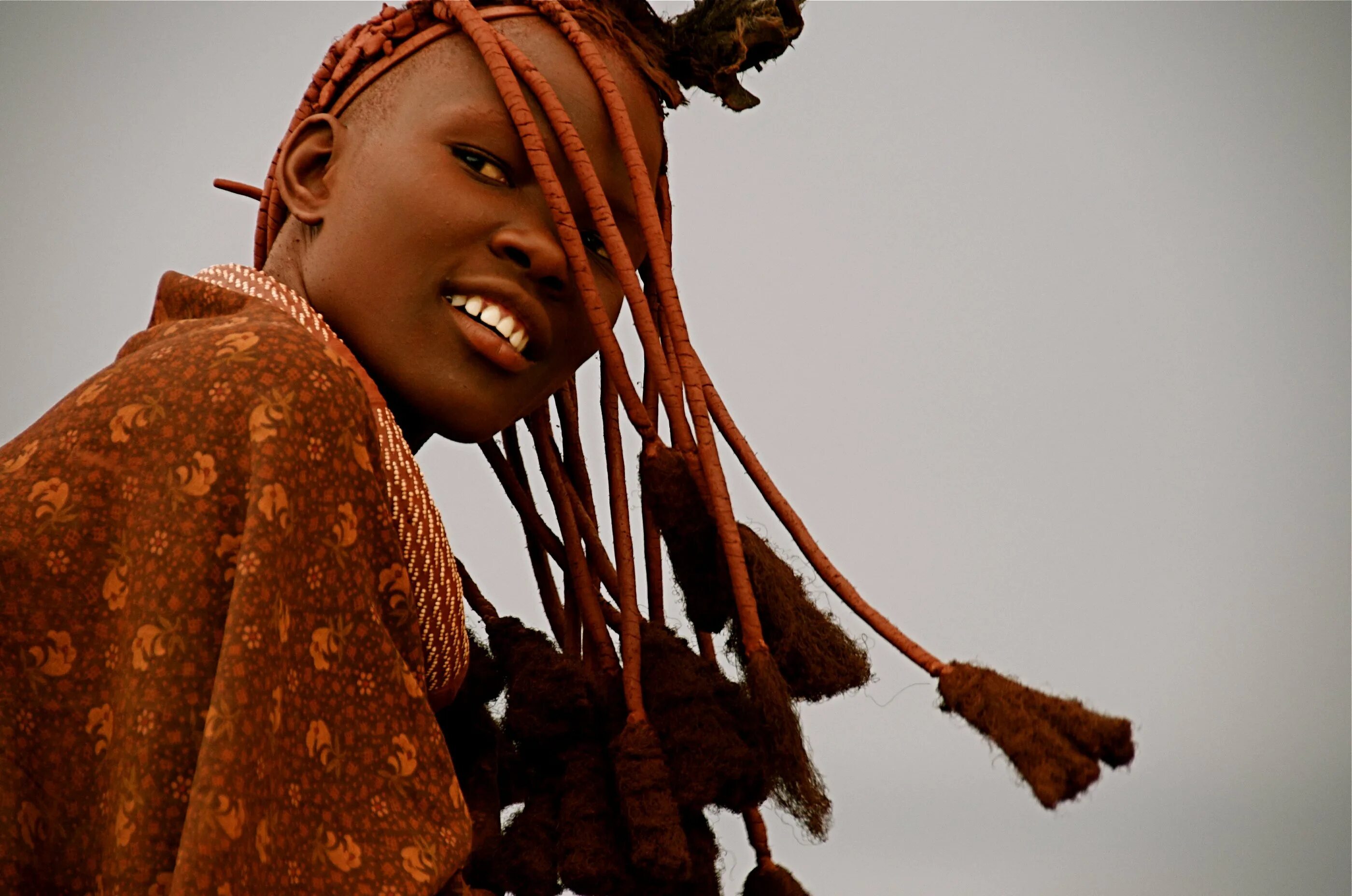 Племя Химба. Племя Химба в Африке. Химба Намибия женщины. Племя Химба в Намибии женщины. Красивые девушки племен