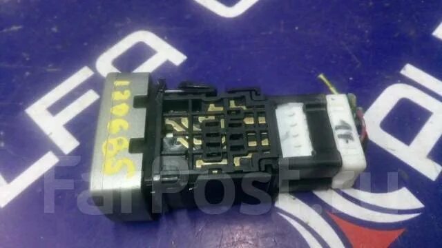 Реле аварийки альмера g15. Intro iso ns-01 nissan primera p 11. Не работает аварийка ниссан либерти. Nissan micra 2001 год штекер стеклоподъемника. Реле поворотника патрол.