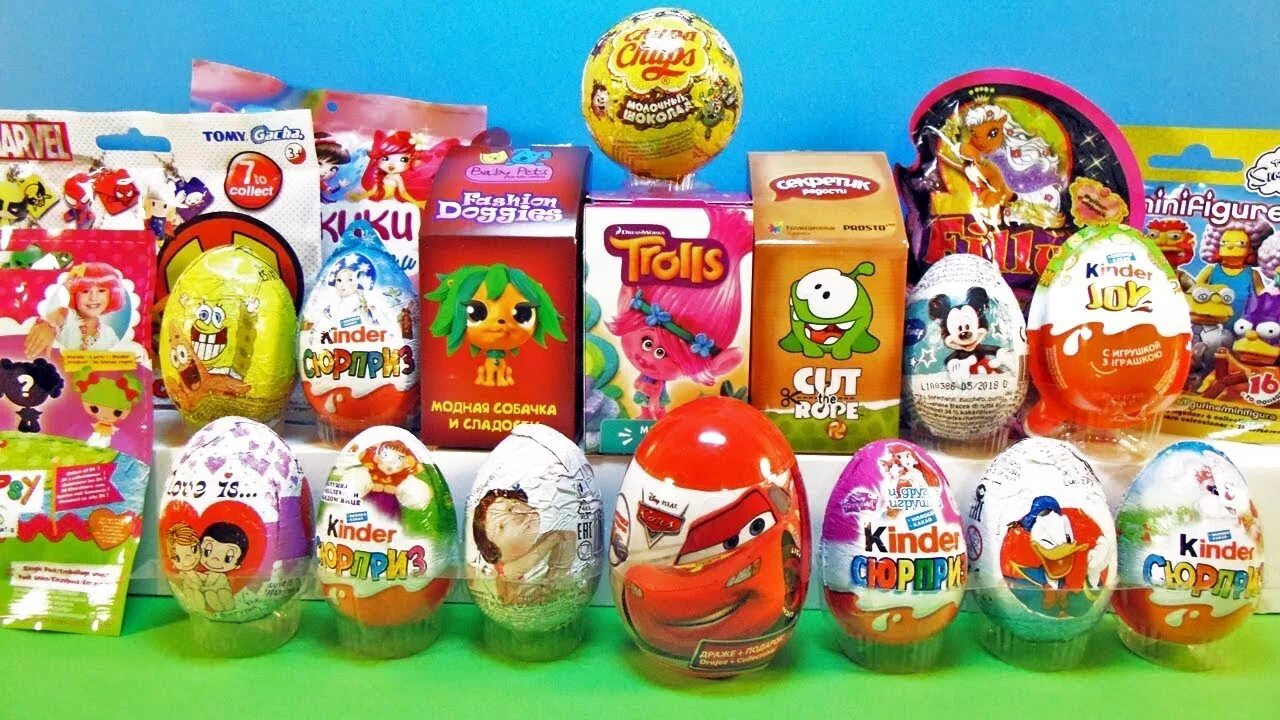 Включи kinder toys. Алекс Киндер Тойс. Алекс Киндер Тойс сюрпризы. Канал Алекс Киндер Тойс. Алекс Киндер Тойс Свит бокс.