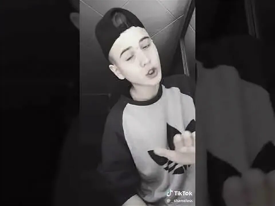 Нейротоксин минус. Emily tik tok. Песня яд тик ток. Песня яд тик ток. Нейротоксин минус.