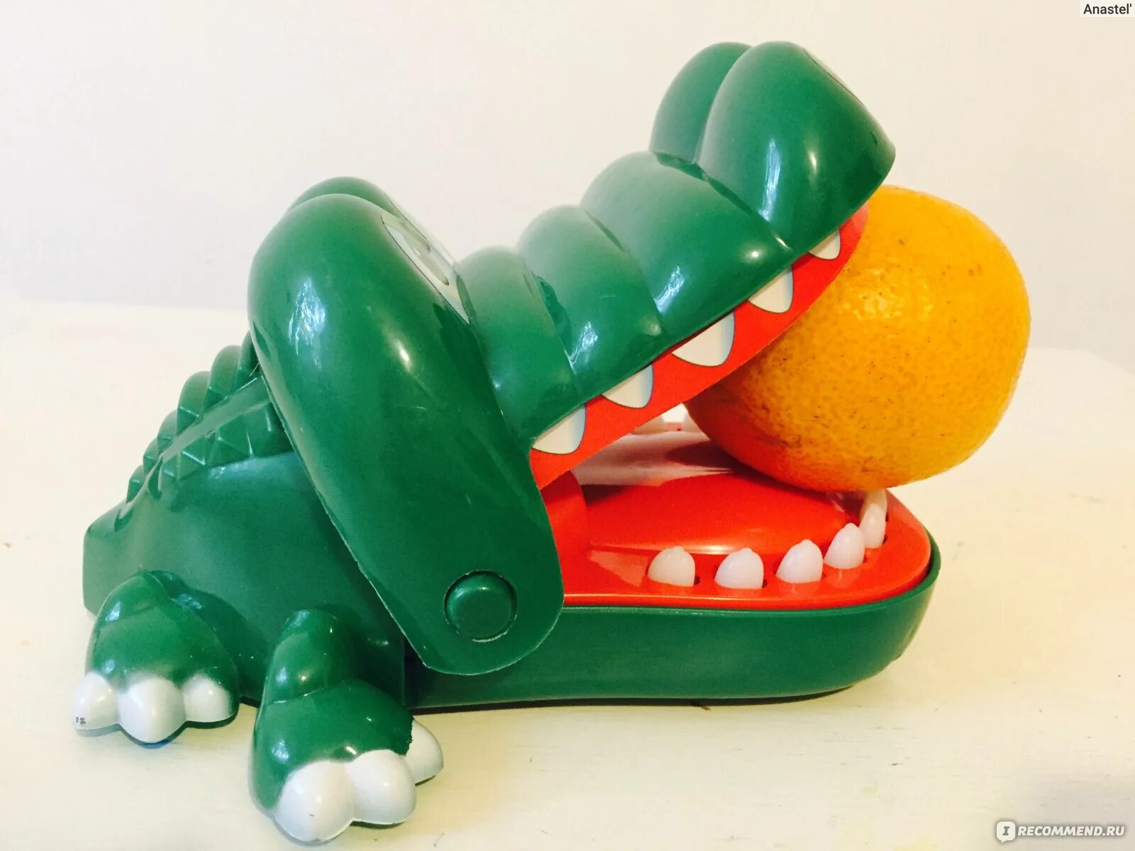 Крокодил игрушка с зубами. Игрушка крокодил дантист. Крокодил-дантист лепка. Игрушка крокодил нажимать на зубы.