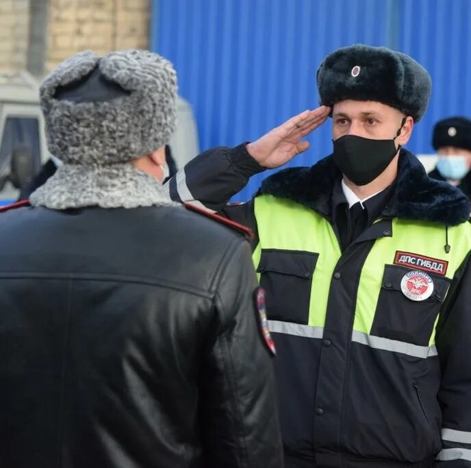 Полиция балаково. Сотрудники полиции балаково. полиция нижний ломов сотрудники. заставницкий полицейский балаково.