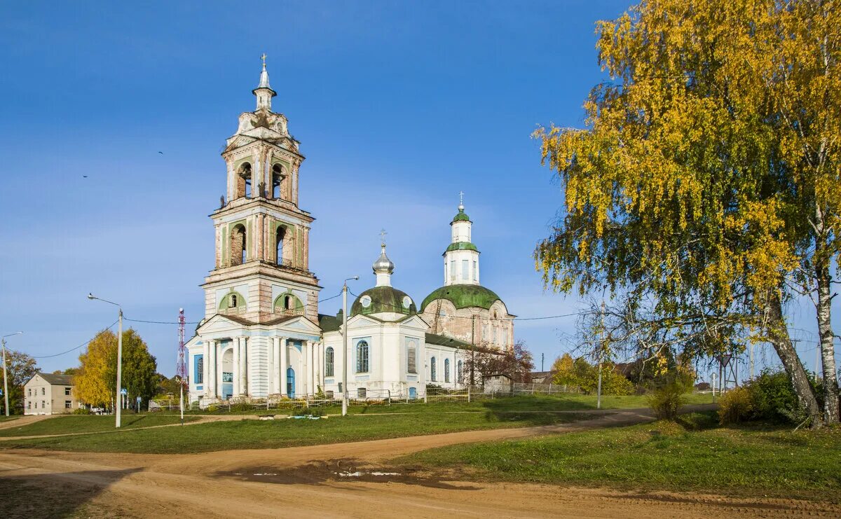 Церковь ильинское немский район. Село ильинское кировская область немский район. Село ильинское немский район кировская. Храм села ильинское немского района кировской. Введенская церковь села ильинского.