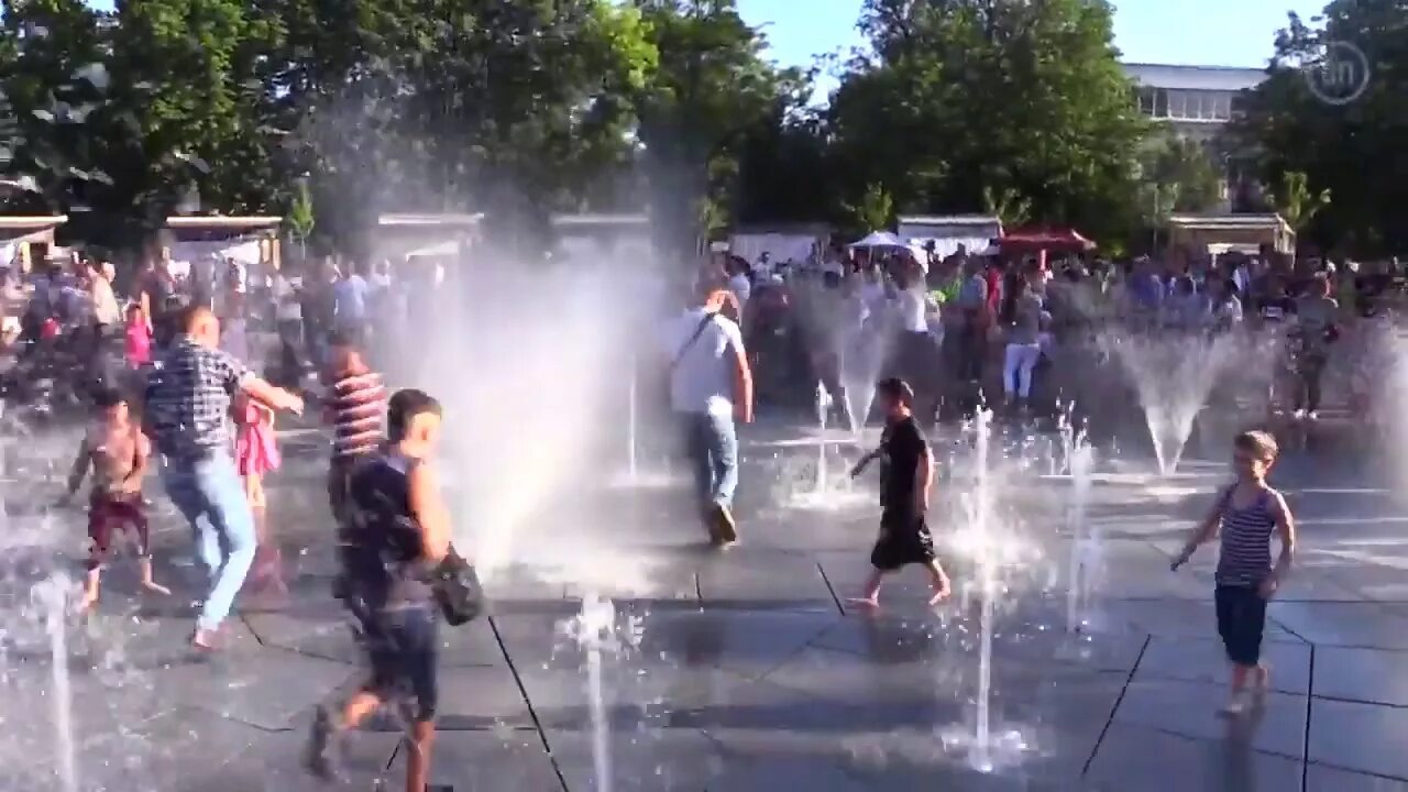 Купаться в мариуполе