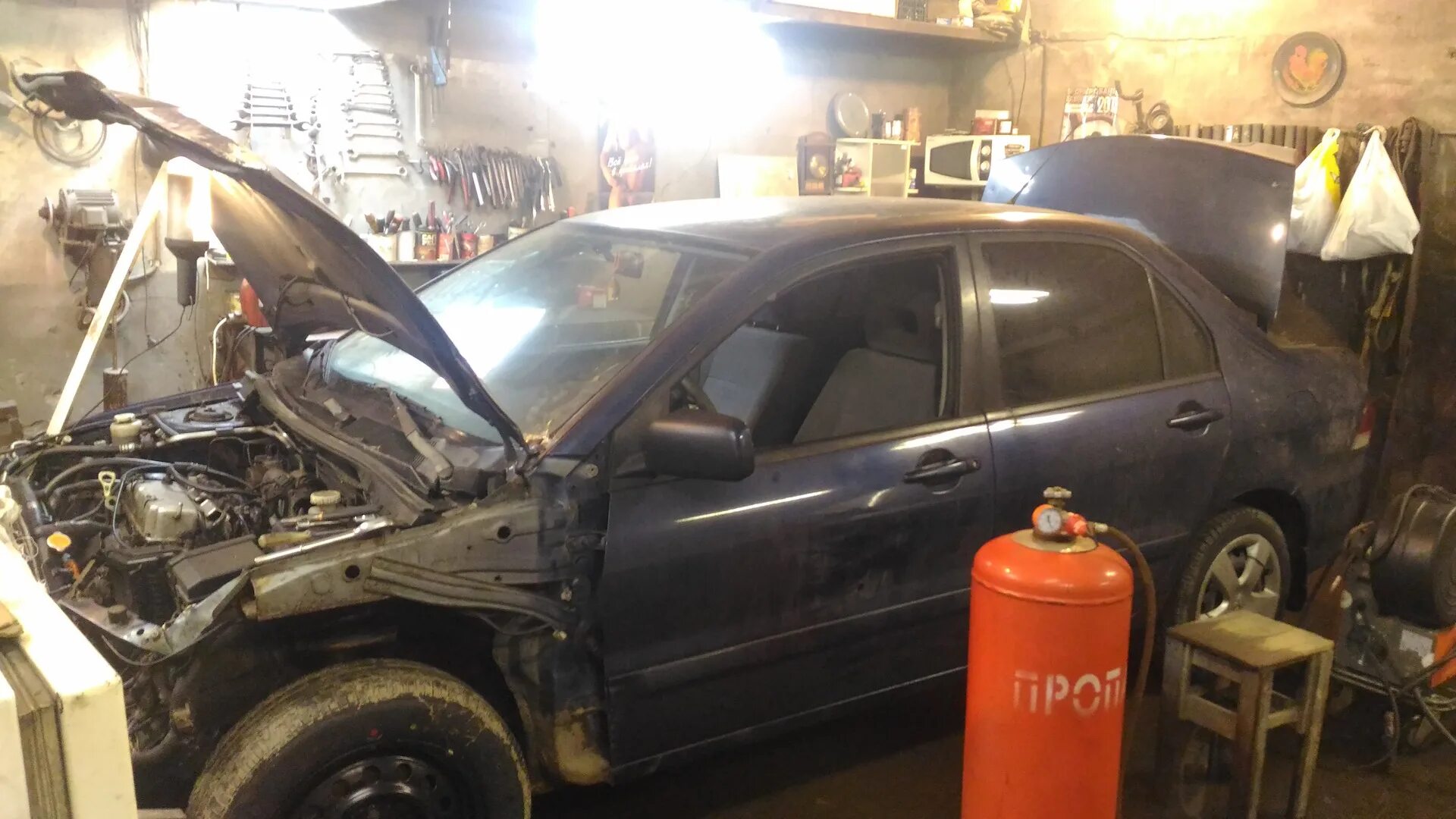 L9 после дтп. L9 после дтп. Бмв саида губденского м4. Лансер 9 после дтп. Разбитый лансер 9 черный.