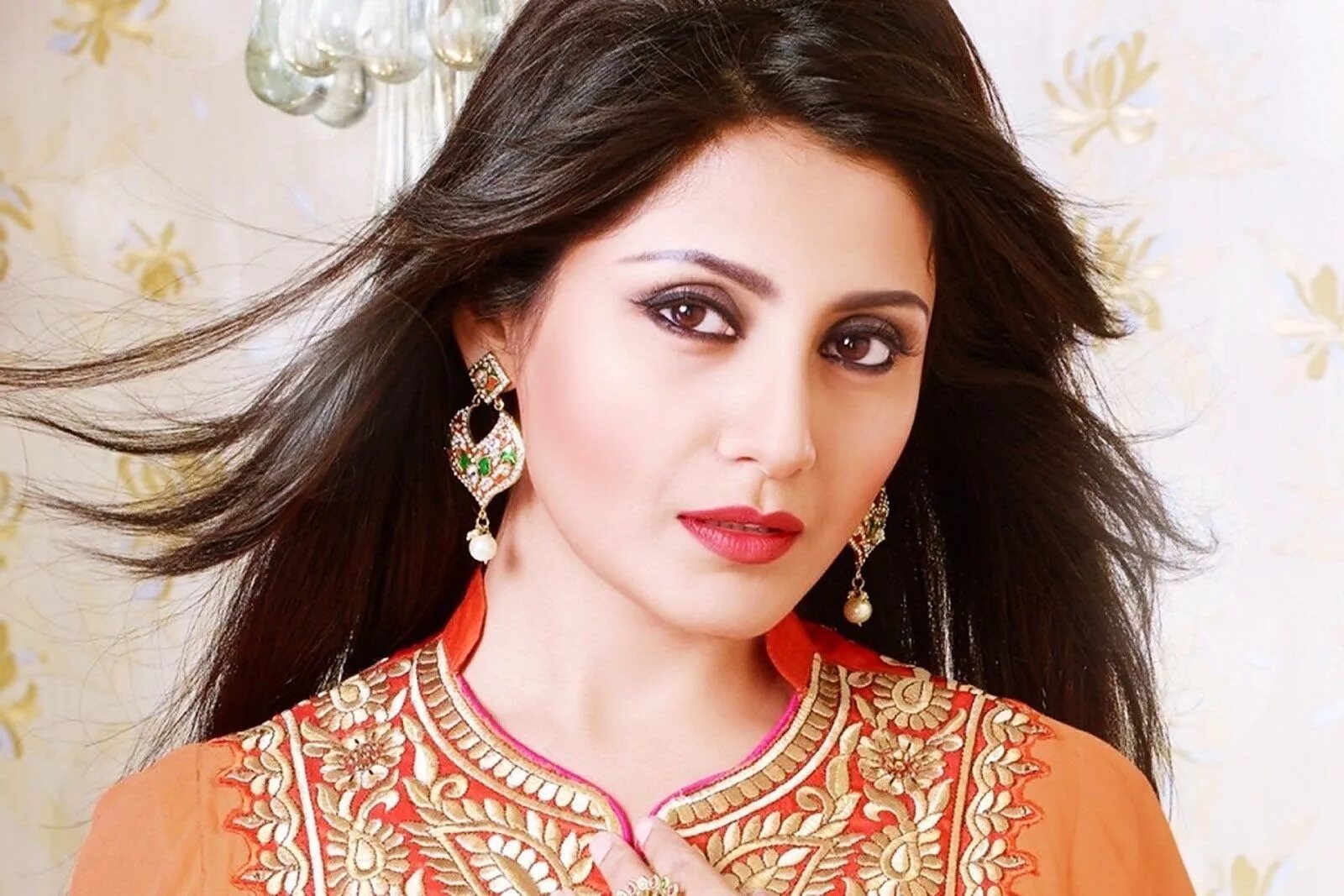Rima raima sen. Рими сен фото. Rimi sen актриса. Rimi sen. Рими сен индийская актриса.