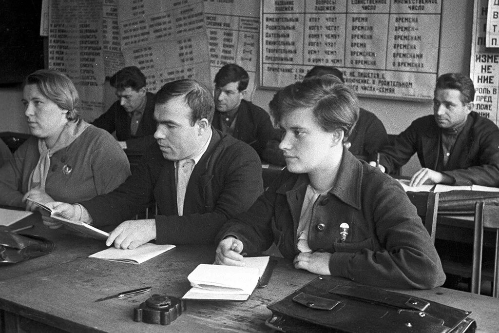 Советские студенты. Студенты ссср. советское студенчество. студенты 1930. студенты 1930 годов ссср.