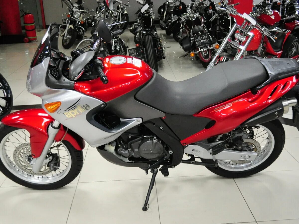 Априлия пегасо 650. Aprilia 650. Pegaso 650. Aprilia Pegaso 650 Factory. Фара Априлия пегасо 650.