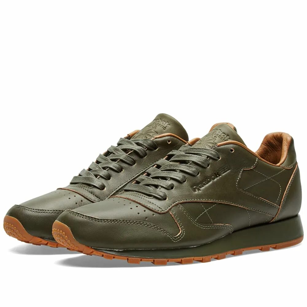 Кожаные reebok. Reebok CL Leather Lux. Reebok Classic Leather Lux. Reebok Classic Kendrick Lamar Green. Reebok Kendrick Lamar.