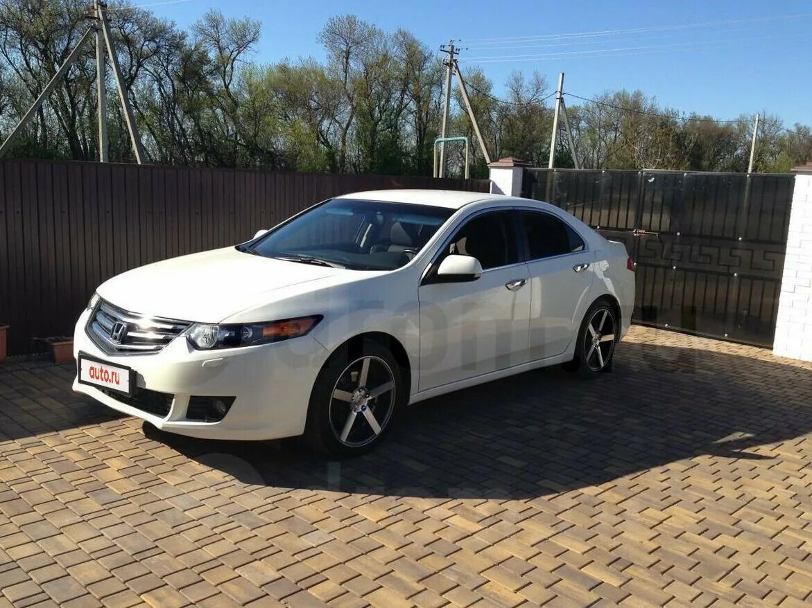 Хонда аккорд ростов на дону. Honda accord coupe 2010. Honda accord 2008 красная type s. Honda accord 8 type s красный. Accord 7 занижение -30.