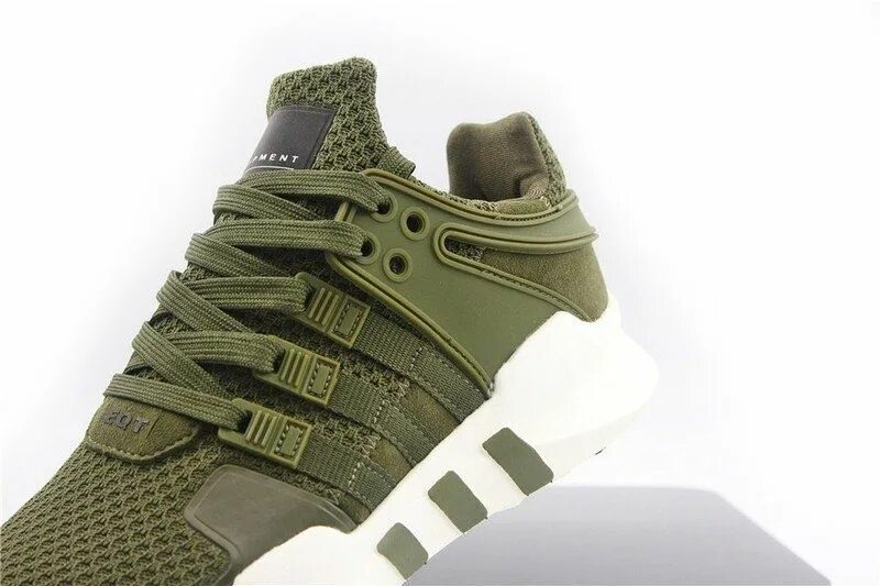 Адидас хаки. Кроссовки адидас Эквипмент EQT. Adidas EQT 2018. Кроссовки мужские adidas EQT Equipment. Adidas EGT cq2249.