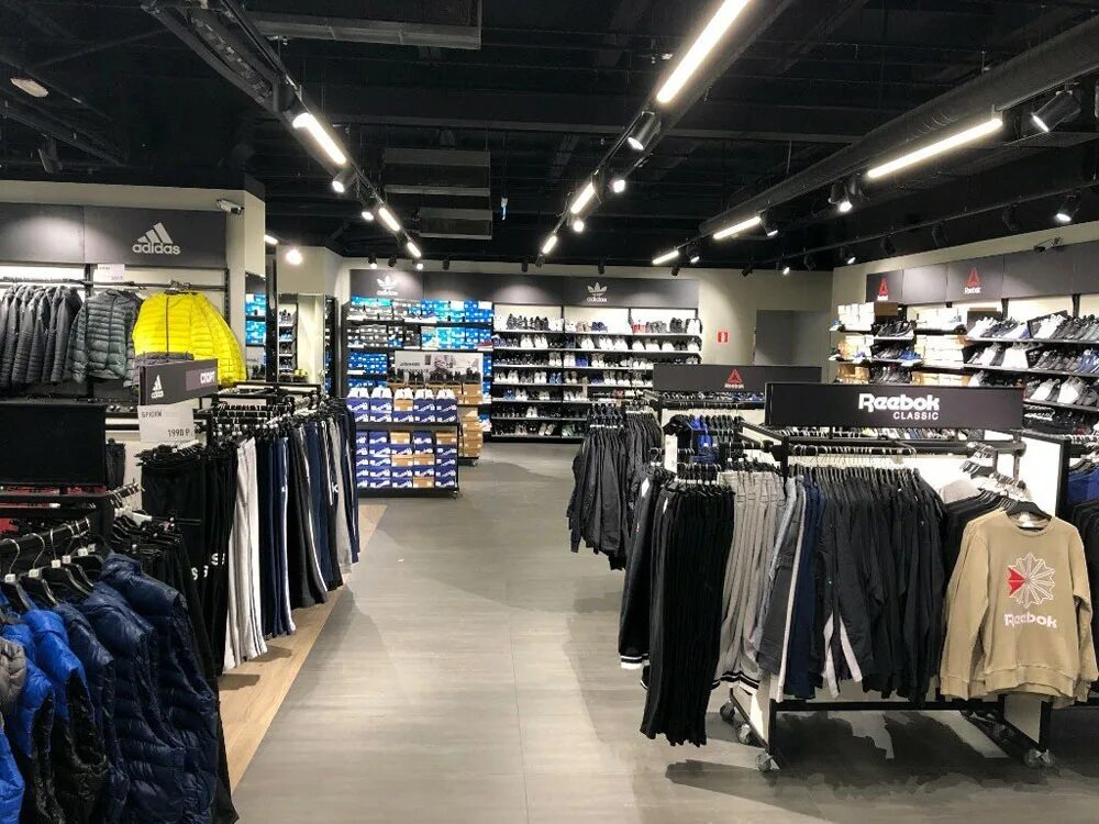 Adidas & Reebok Outlet, Колпино. Магазин адидас рибок. Дисконтный магазин адидас. Адидас дисконт Воронеж.