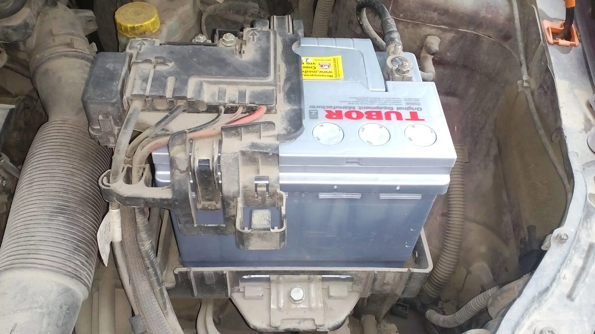 Roomster VS Fabia: снаружи, версия 0.1 - Skoda Roomster Scout, 1,2 л, 2011 года 
