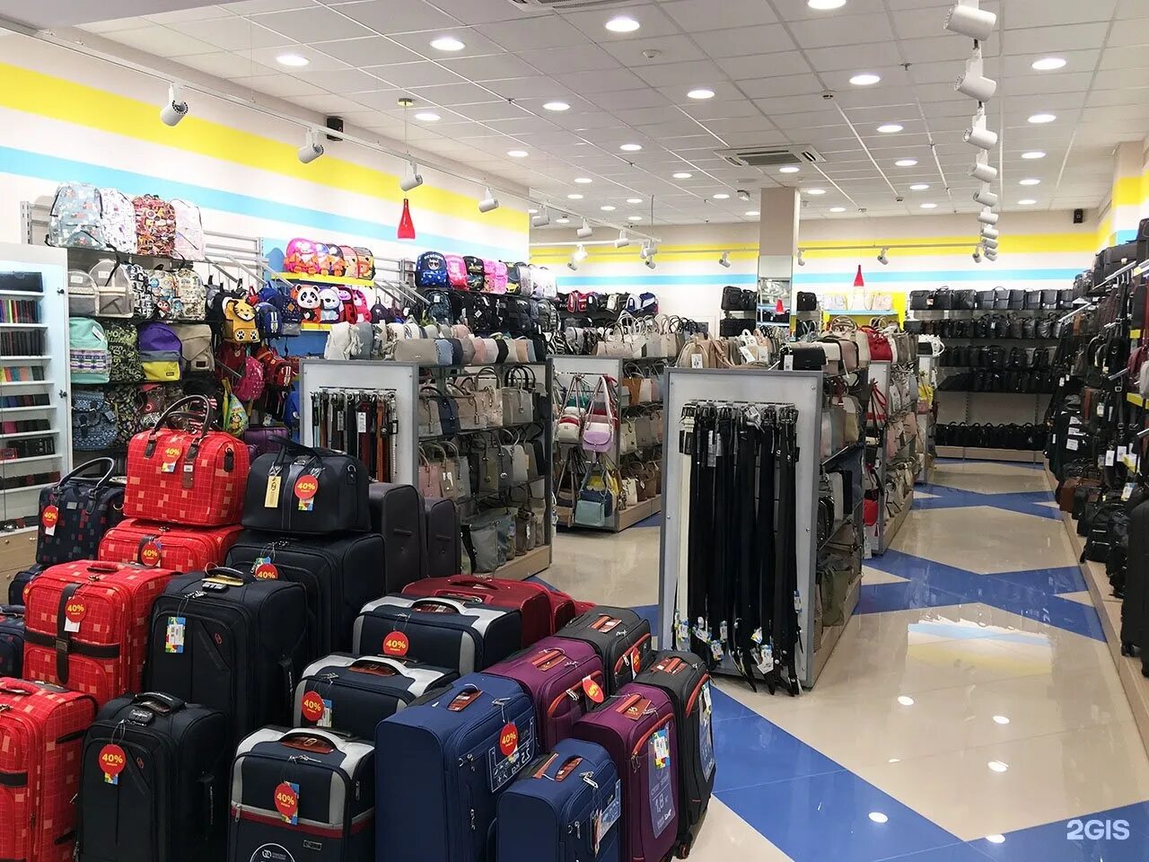 Рыболовный магазин континент звездная. Империя сумок. Baggins сумки спб сумка дельфин магазин. Магазин сумок санкт петербург. Two-ta магазин.