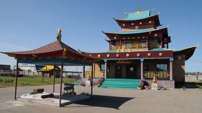 иркутск буддийский дацан. ордынский дацан. ордынский дацан. усть-ордынский дацан. усть-ордынский (абаганатский) дацан в иркутской области.