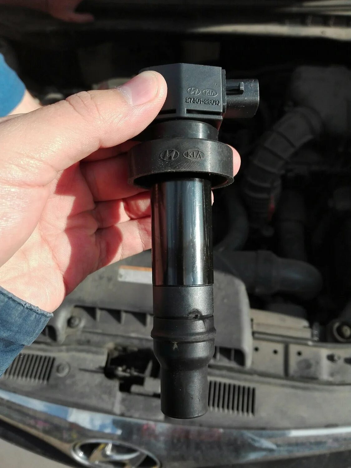 Катушка хендай акцент. Катушка зажигания устройство схема. Ignition coil. Модуль зажигания приора 16 клапанов. Двигатель авто катушки.