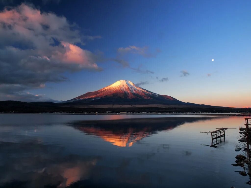 Фудзи чита сайт. Mount Fuji. Фудзи у Канагава. Яманаши Япония. Цукаса Фудзи.