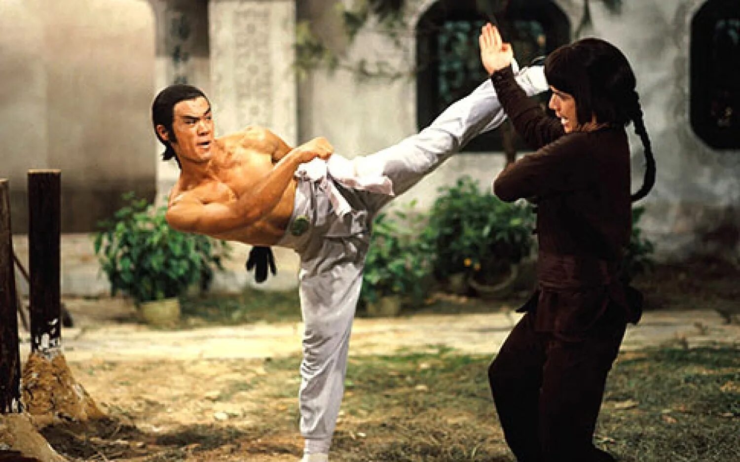 Ип ман фильм 2008. Стивен чоу разборки в стиле кунг фу. Джет ли кунг фу. Легенда о брюсе ли сериал 2008. "ход в шаолинь".