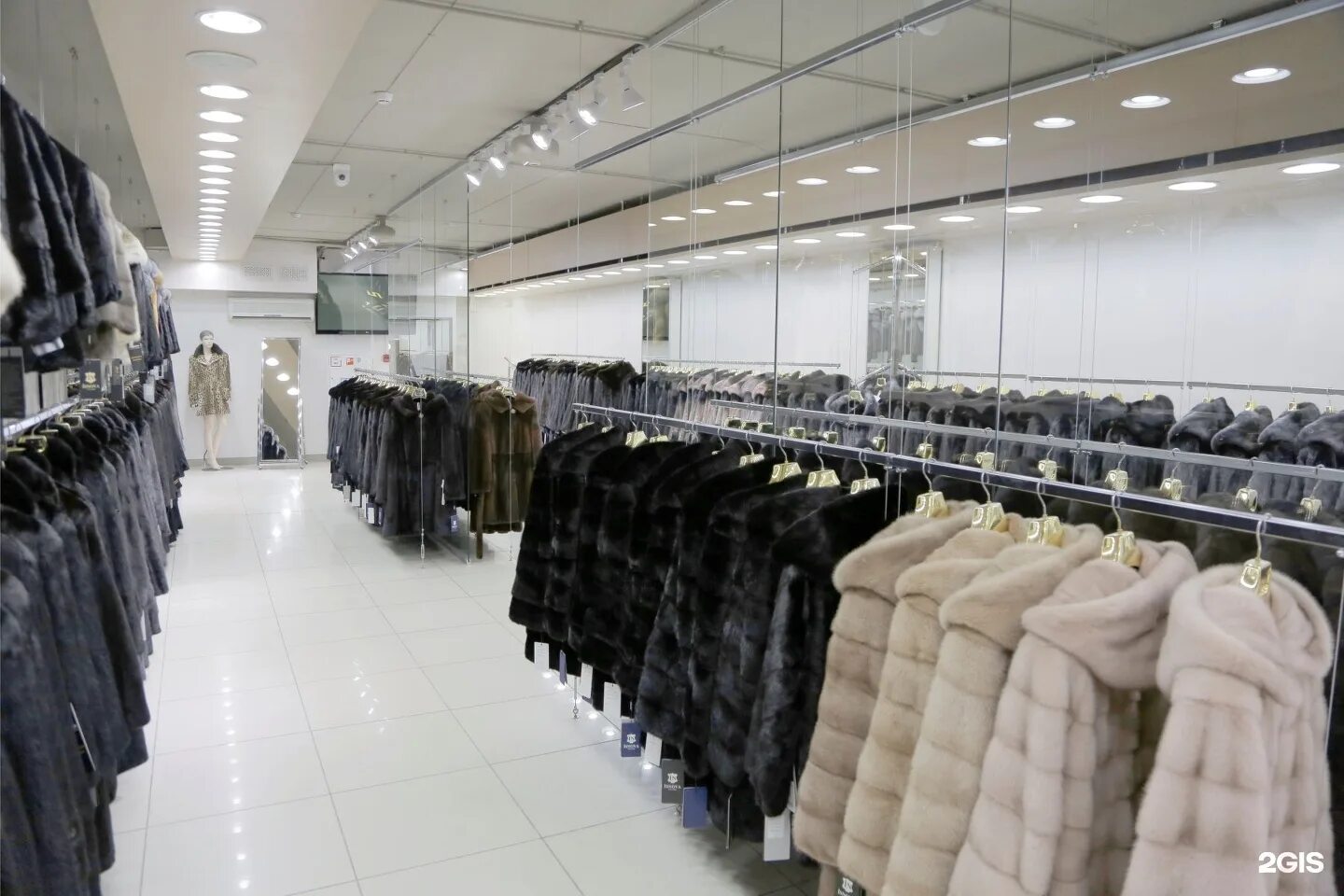 республики 90 тюмень магазины. ист-нова новосибирск. магазин на фортуне иркутск истнова. истнова. сайт магазина истнова.