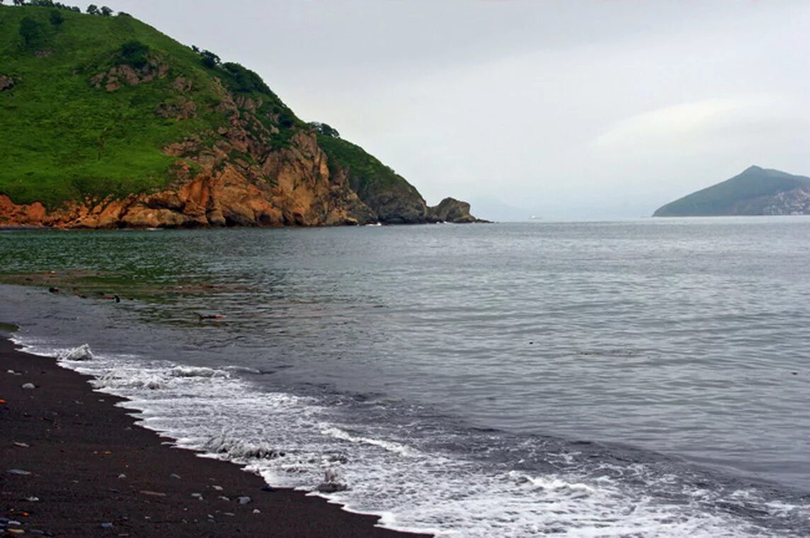 Японское находка. Находка (бухта, японское море). Находка Приморский край море. Находка японское море Приморский край. Бухта Триозерье.