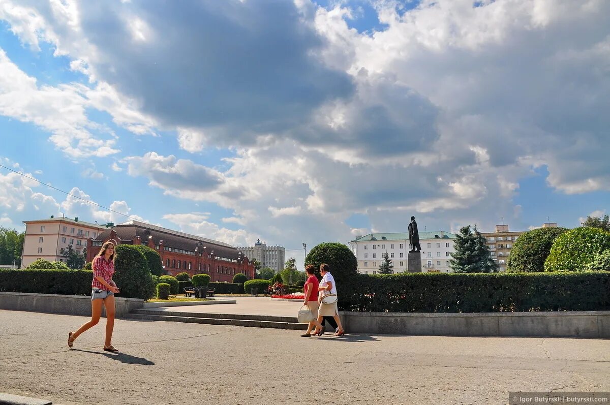 Погулять пензе. Театральная площадь Пенза. Где можно погулять в Пензе. Достопримечательность Люба. Где погулять за городом Пензы.