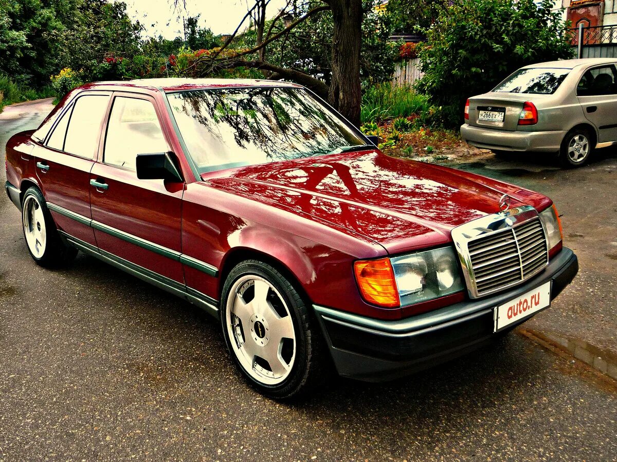 Купить мерседес 124 с пробегом. Mercedes-Benz w124. Mercedes Benz 124. Mercedes-Benz w124 красный. Мерседес-Бенц w124 e230.