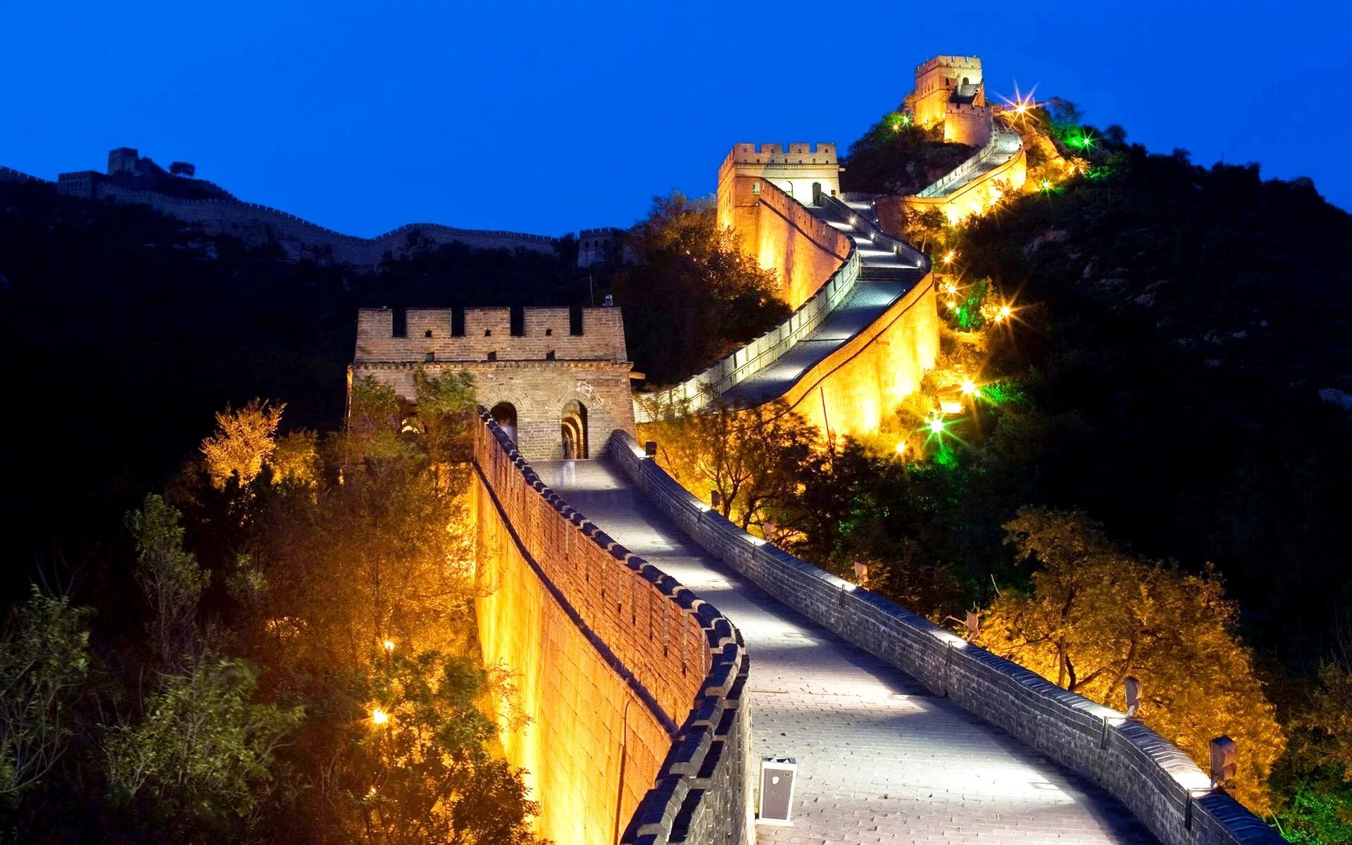 Великая китайская стена. Бадалин китайская стена. Еликаякитайская стена. Великая китайская Сиена.