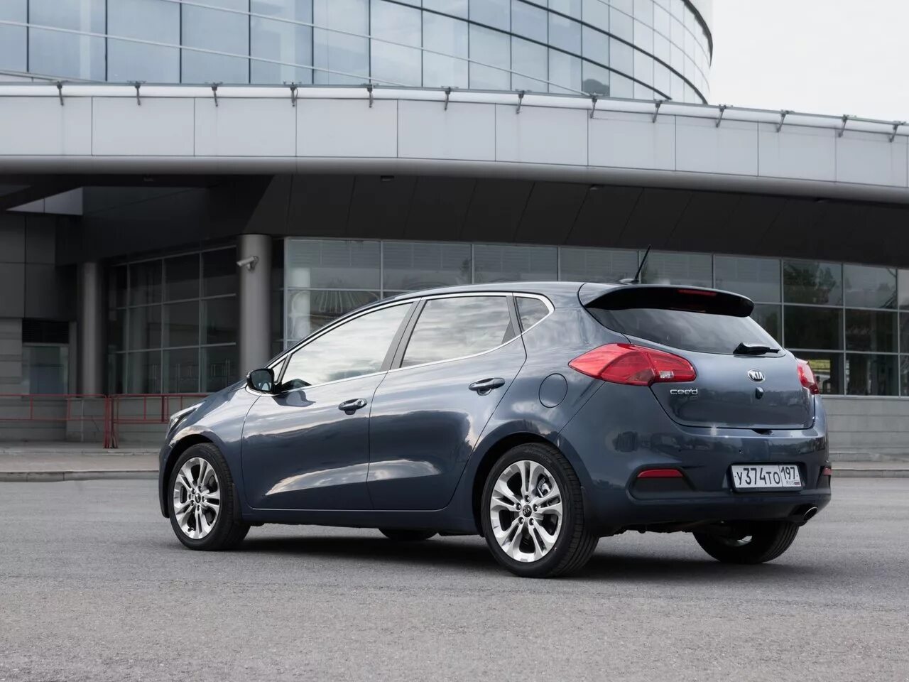 Кия сид 2015 год. Kia Ceed 2012. Kia Ceed 2012 хэтчбек. Kia Ceed 2015 хэтчбек. Kia Ceed 2.