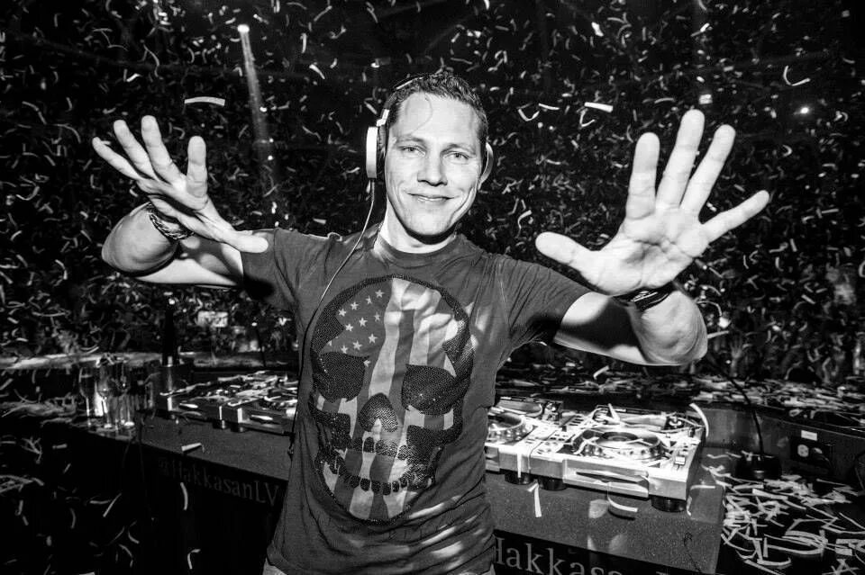 Tiesto. Tiesto концерт. Тиесто 2023. Тиесто в молодости. Tiesto диджей.